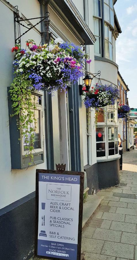 Kings Head Holt Bed & Breakfast Holt  Eksteriør bilde